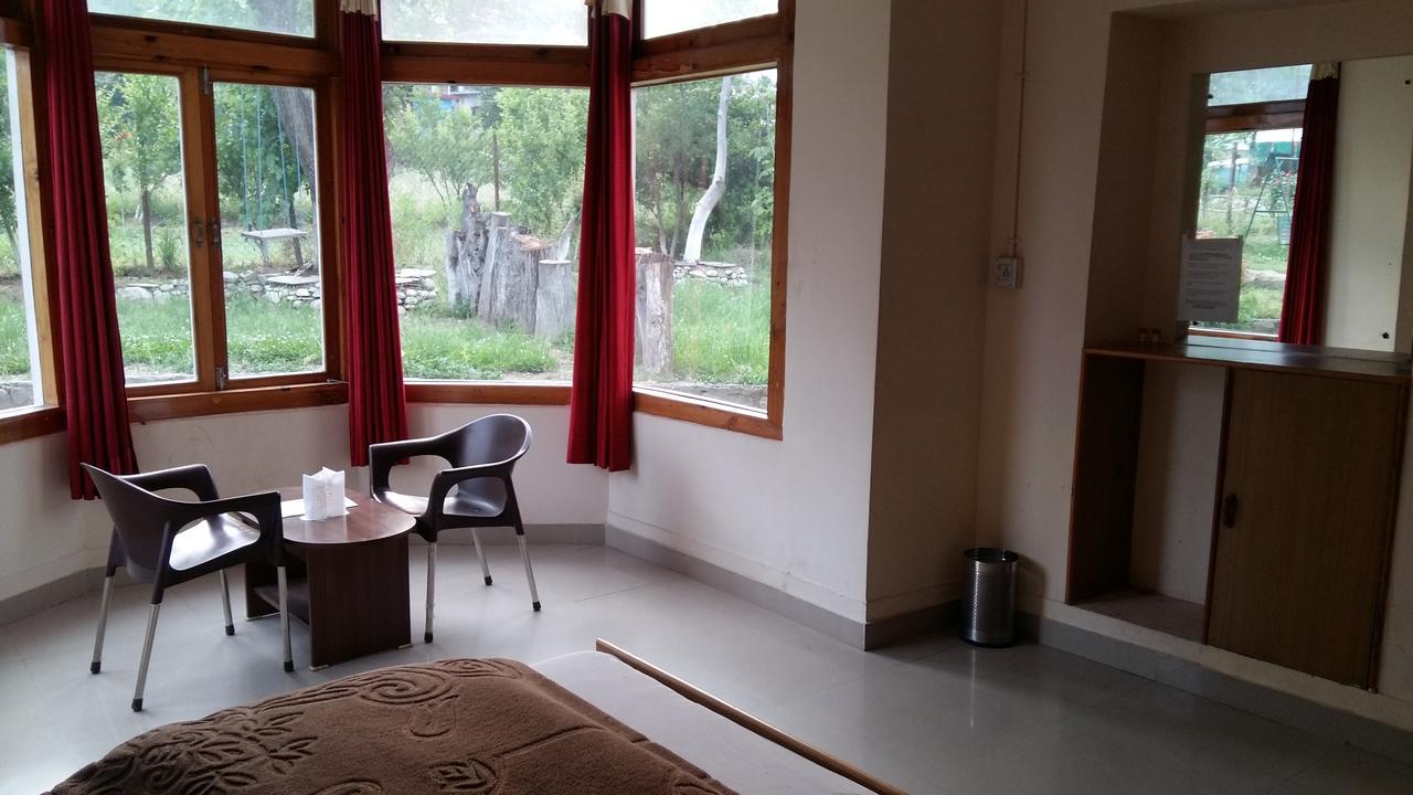 The Tara Villa Shamshi Luaran gambar