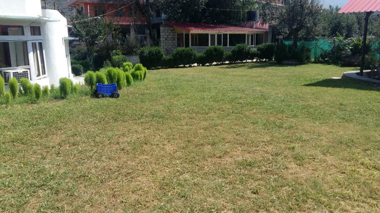 The Tara Villa Shamshi Luaran gambar